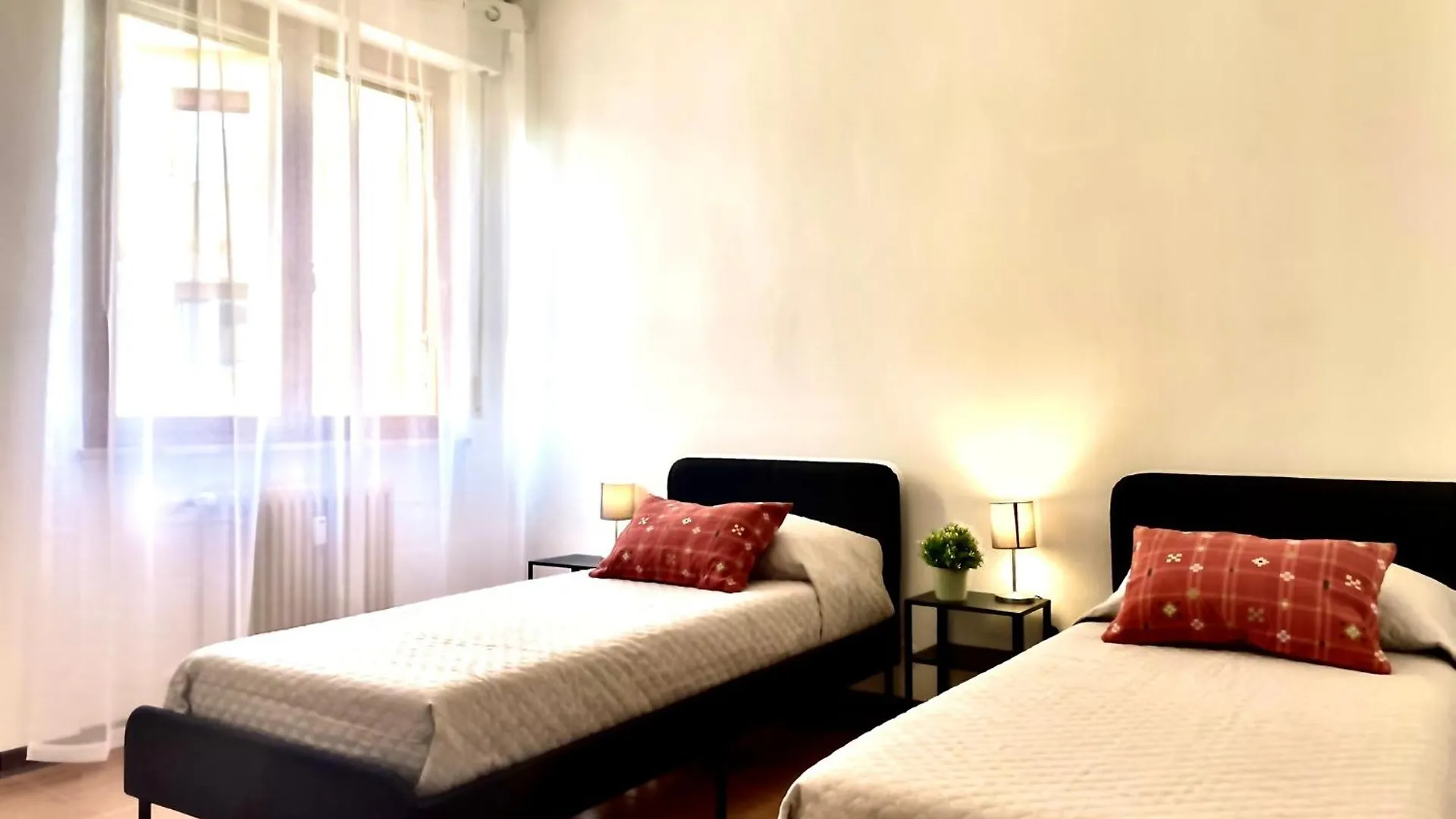 Apartment 2 Camere, Parcheggio, Ascensore, Vicino Al Centro Pisa Italy